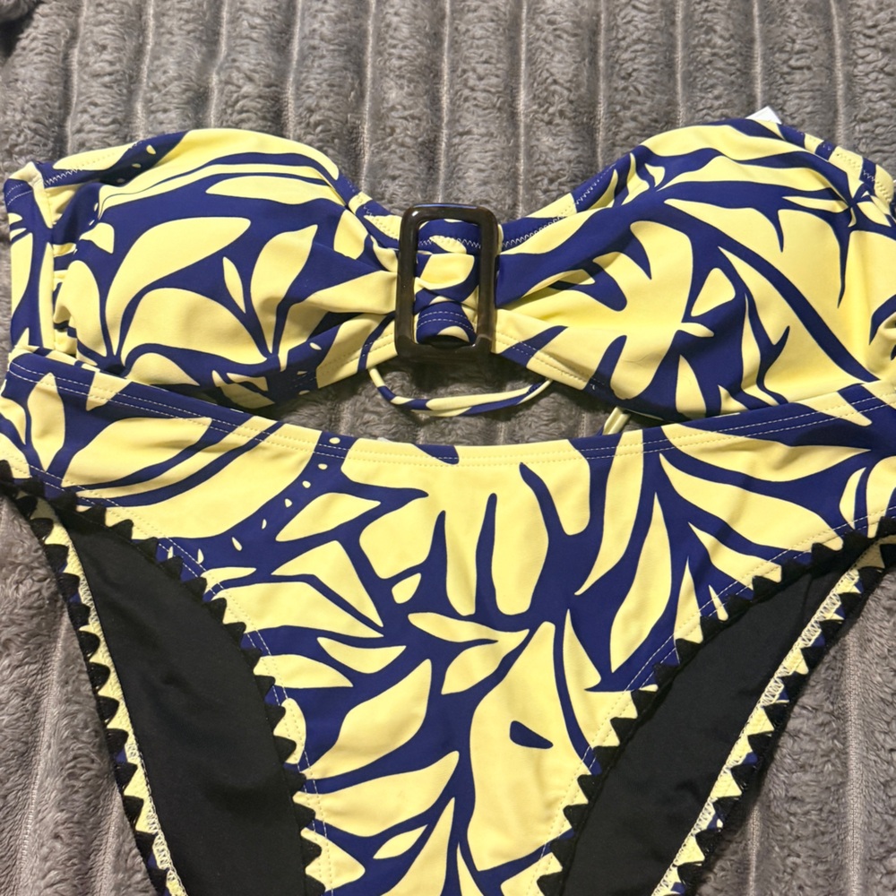 Cupshe Yellow & Navy Leaf-Print Kids One-Piece with Buckle
